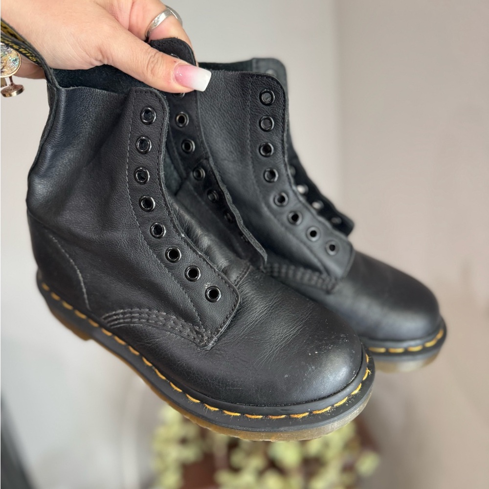 Doc Martens ankle Black Leather‎ combat Boots